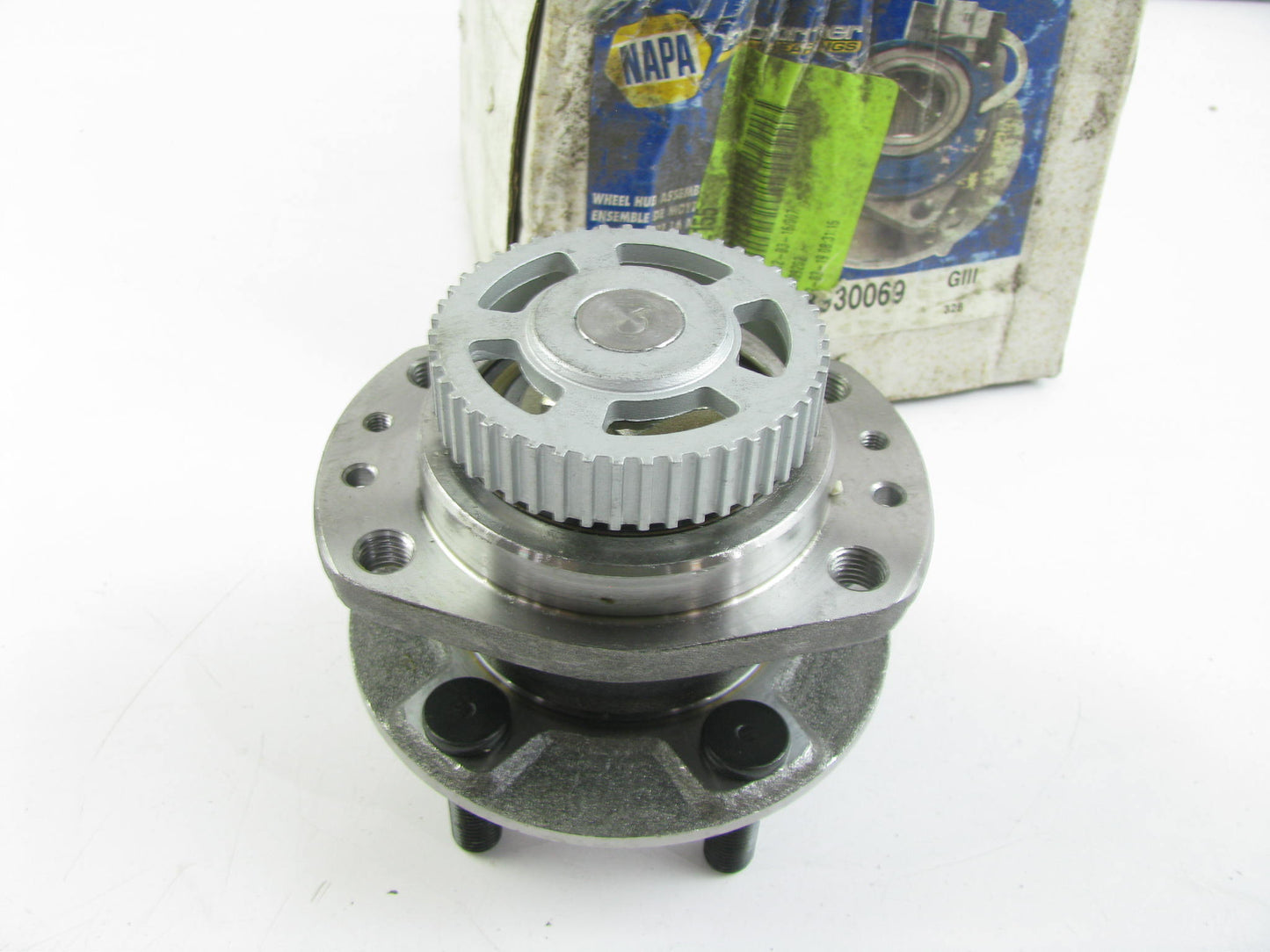 Napa PBR930069 REAR Wheel Bearing And Hub For 96-00 Chrysler MINI VANS