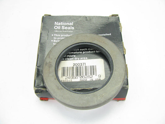 National 200371 Oil Seal - 2.8950'' OD X 1.9450'' ID X 0.2900'' Width