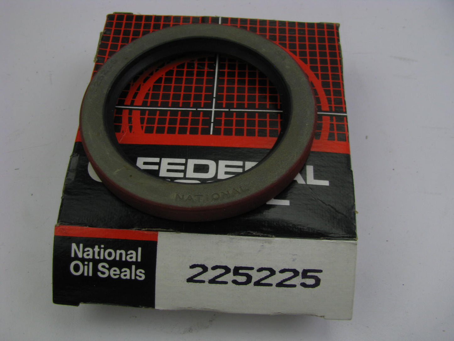 National 225225 Wheel Oil Seal
