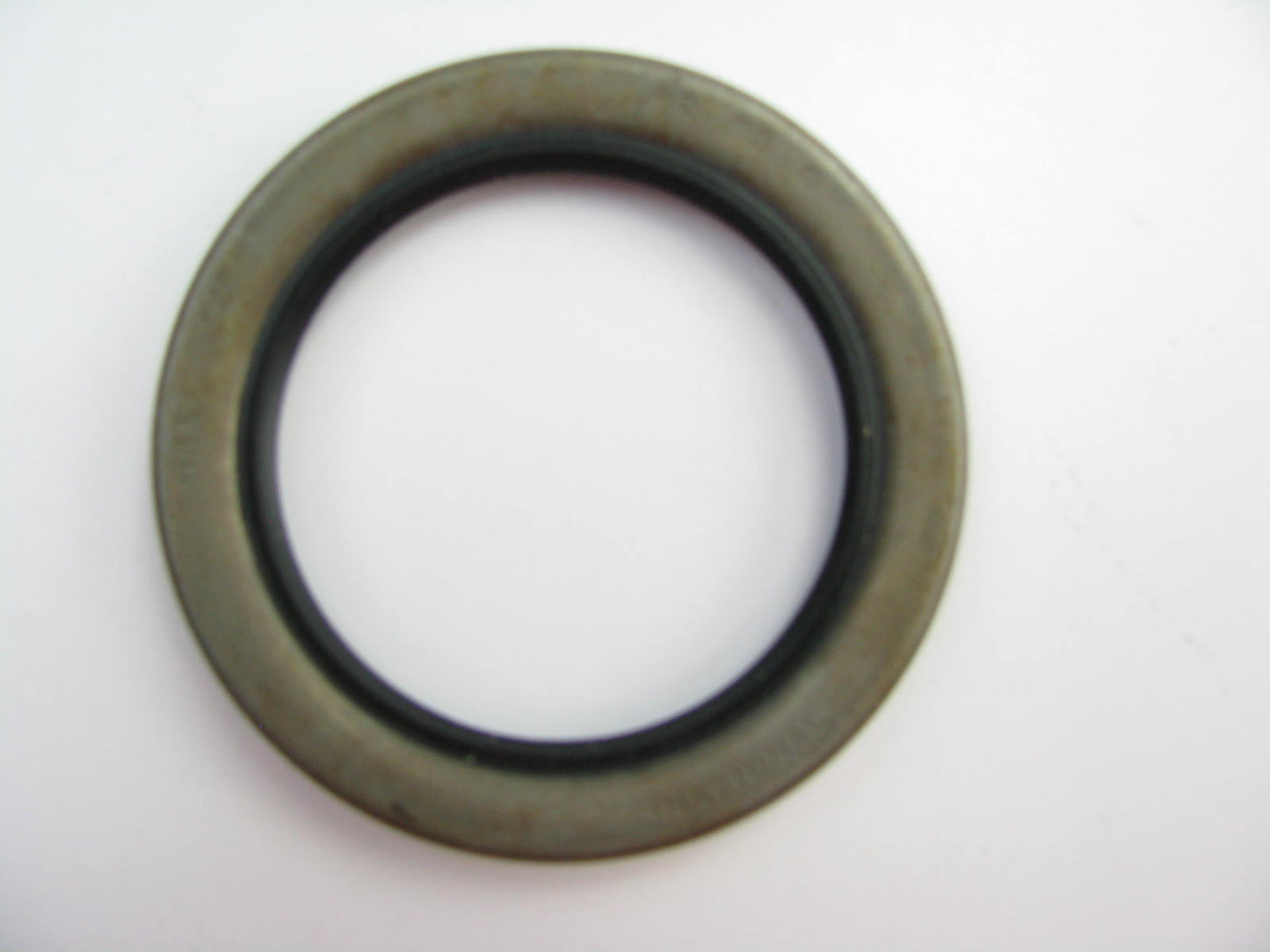 National 226285 Wheel Seal -  Rear Inner / Front