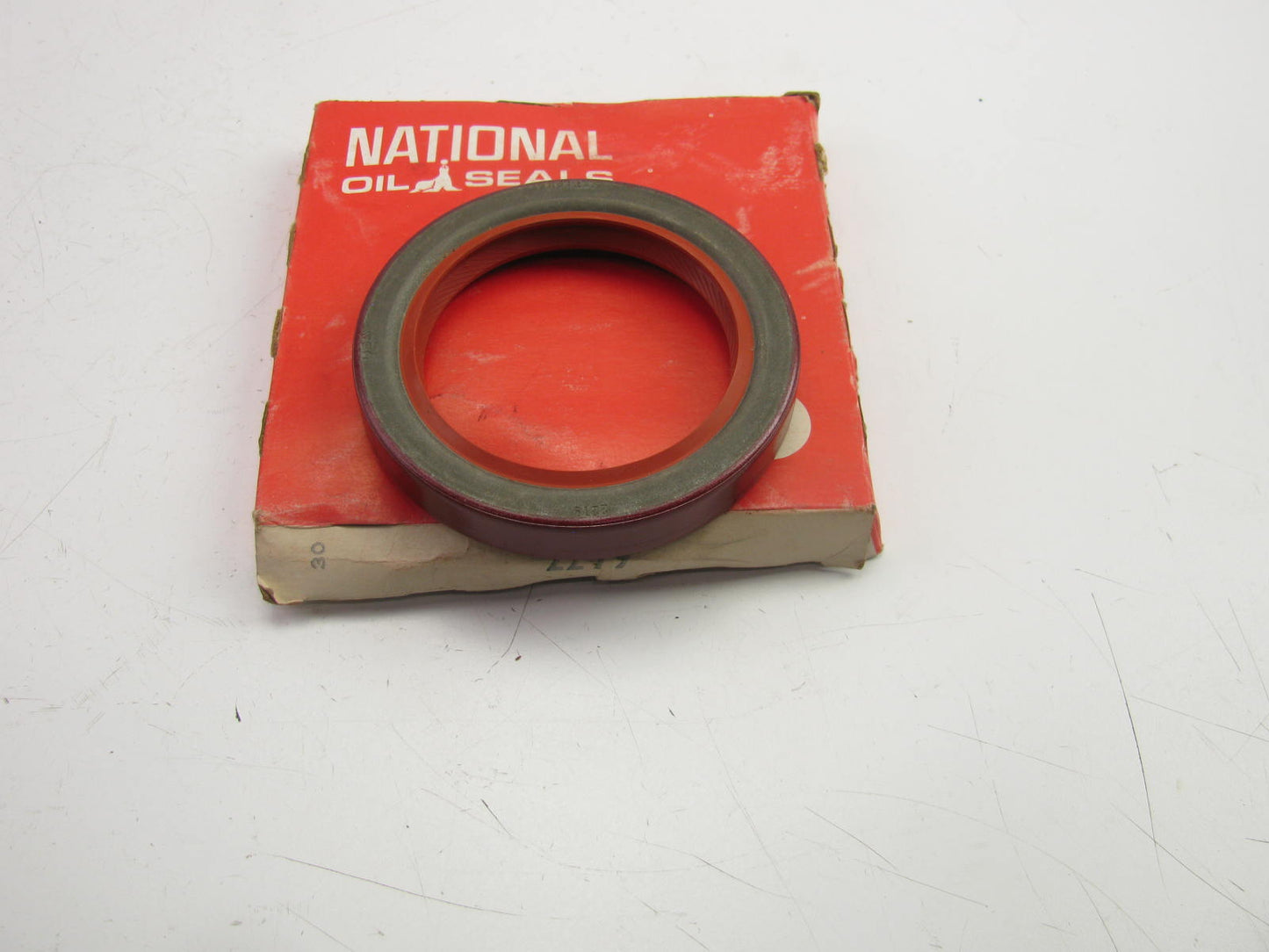National 2279 Oil Seal - 52mm OD X 30mm ID X 30mm ID - 692367