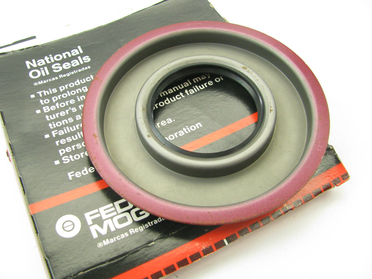 National 3136N Wheel Seal - 4.938'' OD X 2.500'' ID X 0.500'' Wide