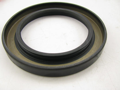 National 353189 Wheel Oil Seal - 4.508'' OD X 3.000'' ID X 0.500'' Wide