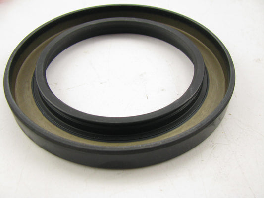 National 353189 Wheel Oil Seal - 4.508'' OD X 3.000'' ID X 0.500'' Wide