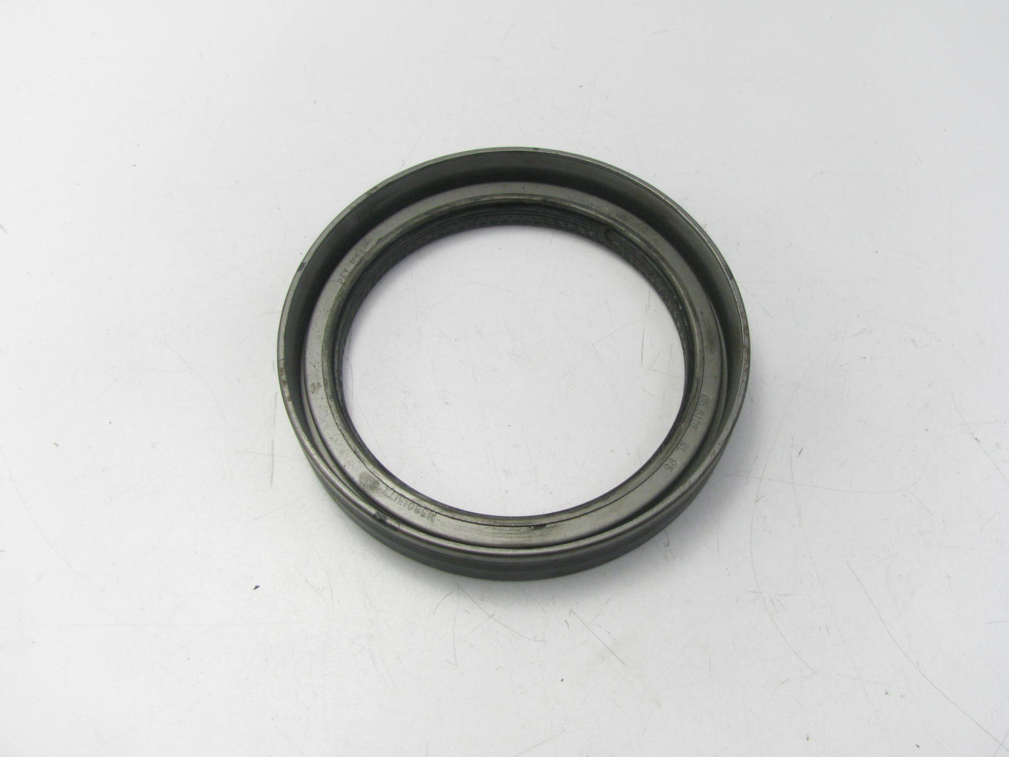 National 380131A Wheel Seal - 5.881'' OD X 4.375'' ID X 1.016'' Wide