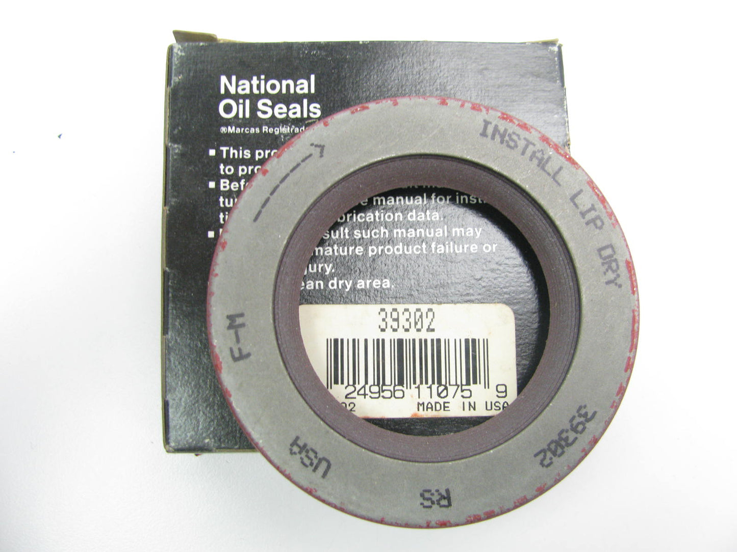 National 39302 Oil Seal - 3.194'' OD X 2.125'' ID X 0.437'' Wide