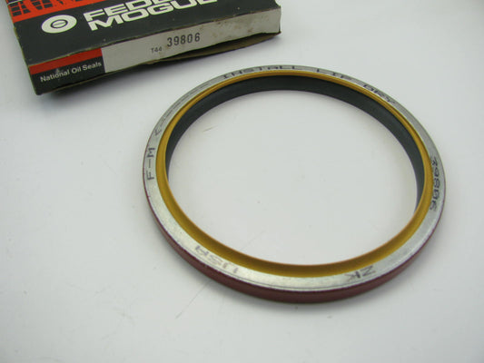 National 39806 Wheel Seal - 5.923'' OD X 5.118'' ID X 0.570'' Wide