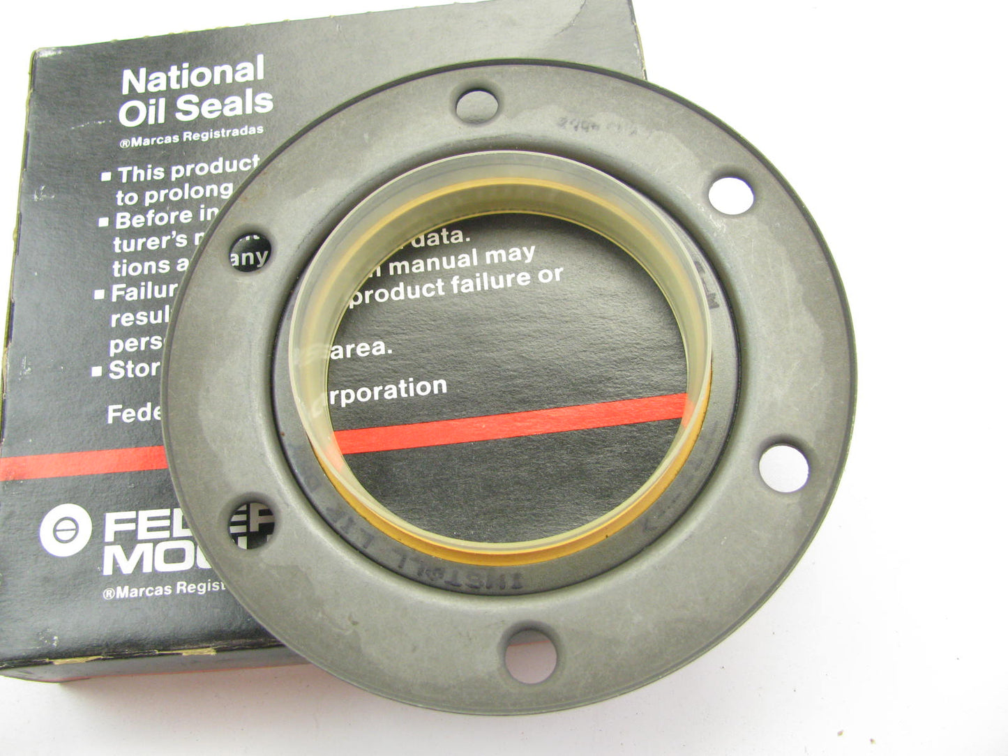 National 39865 Oil Seal - 6.220'' OD X 3.543'' ID X 0.562'' Wide
