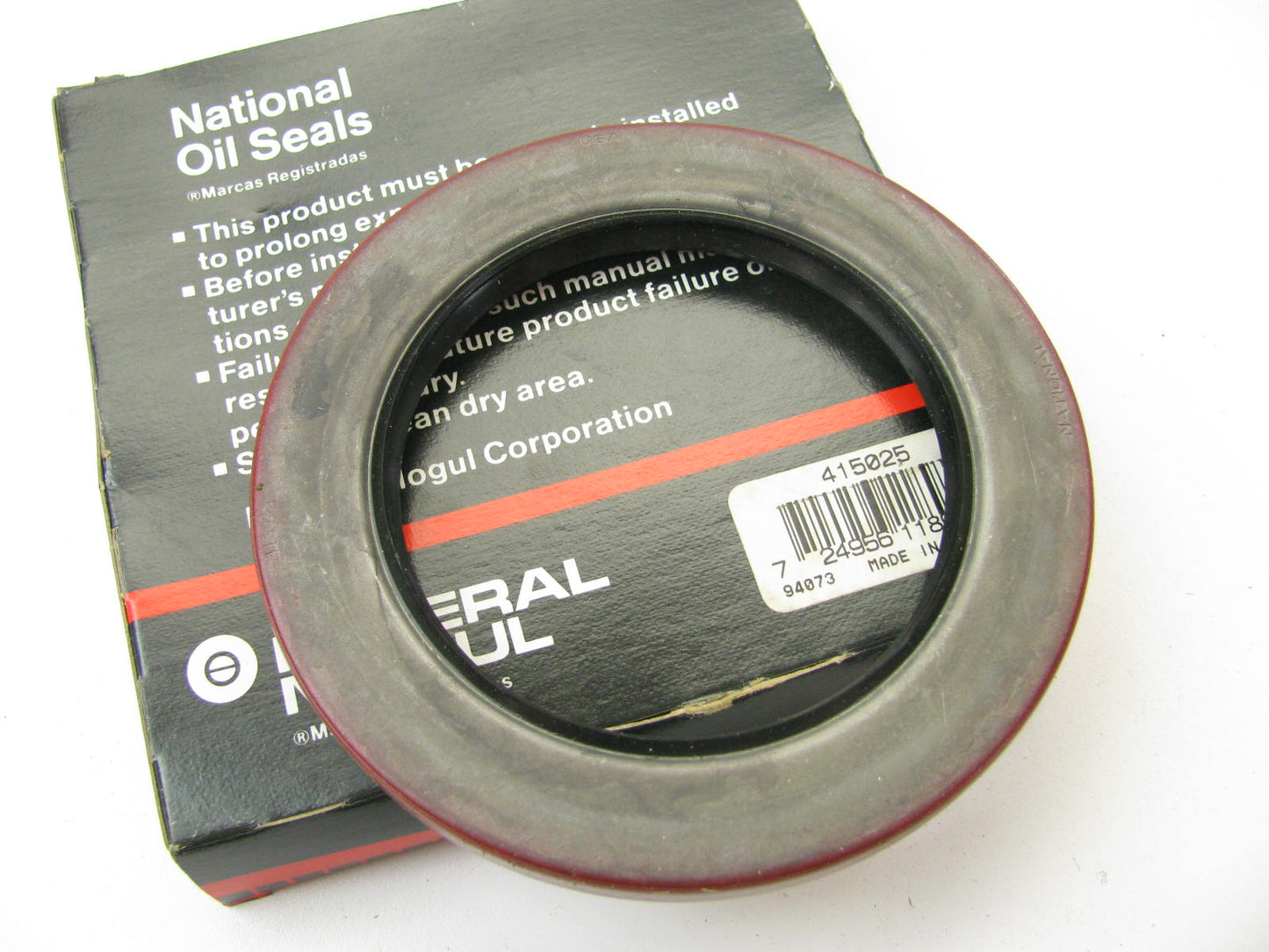 National 415025 Oil Seal - 4.999'' OD X 3.375'' ID X 0.468'' Wide