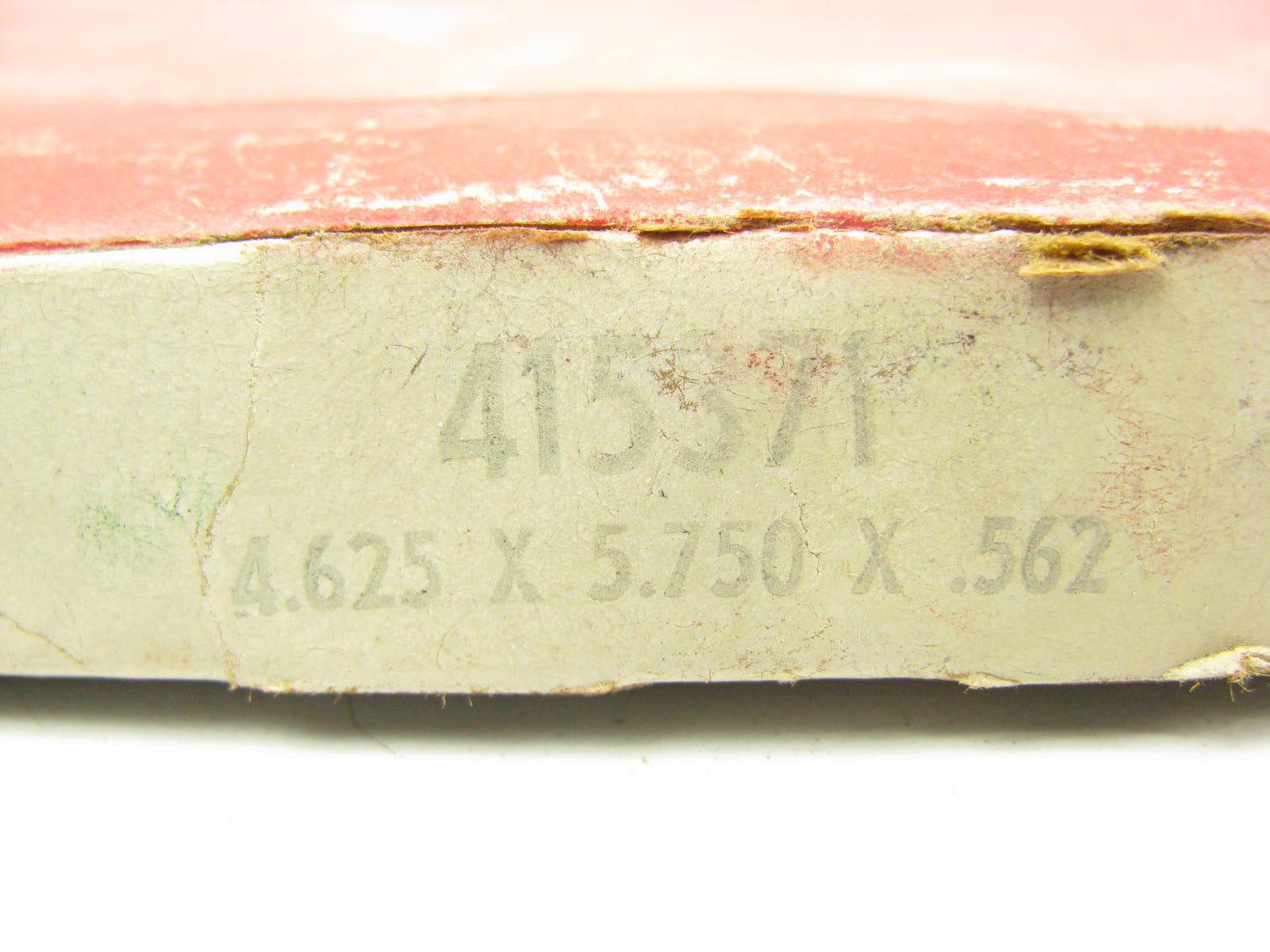 National 415371 Oil Seal - 5.750'' OD X 4.625'' ID X 0.562'' - 46200