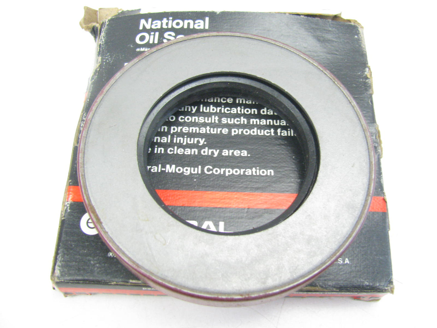 National 415627 Oil Seal - 3.500'' OD X 2.000'' ID X 0.500'' Wide