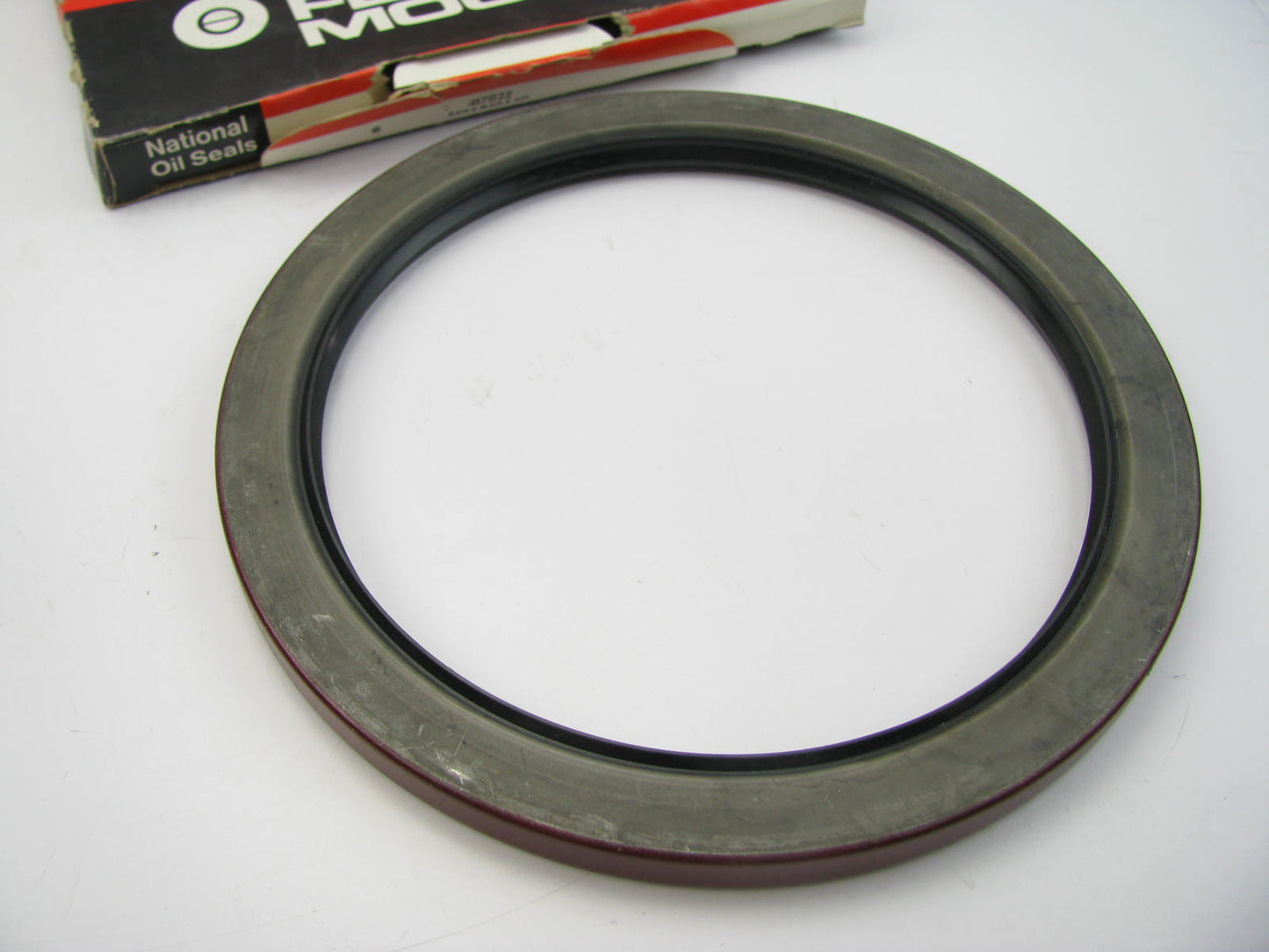 National 417022 Oil Seal - 10.375'' OD X 8.375'' ID X 0.625'' Wide