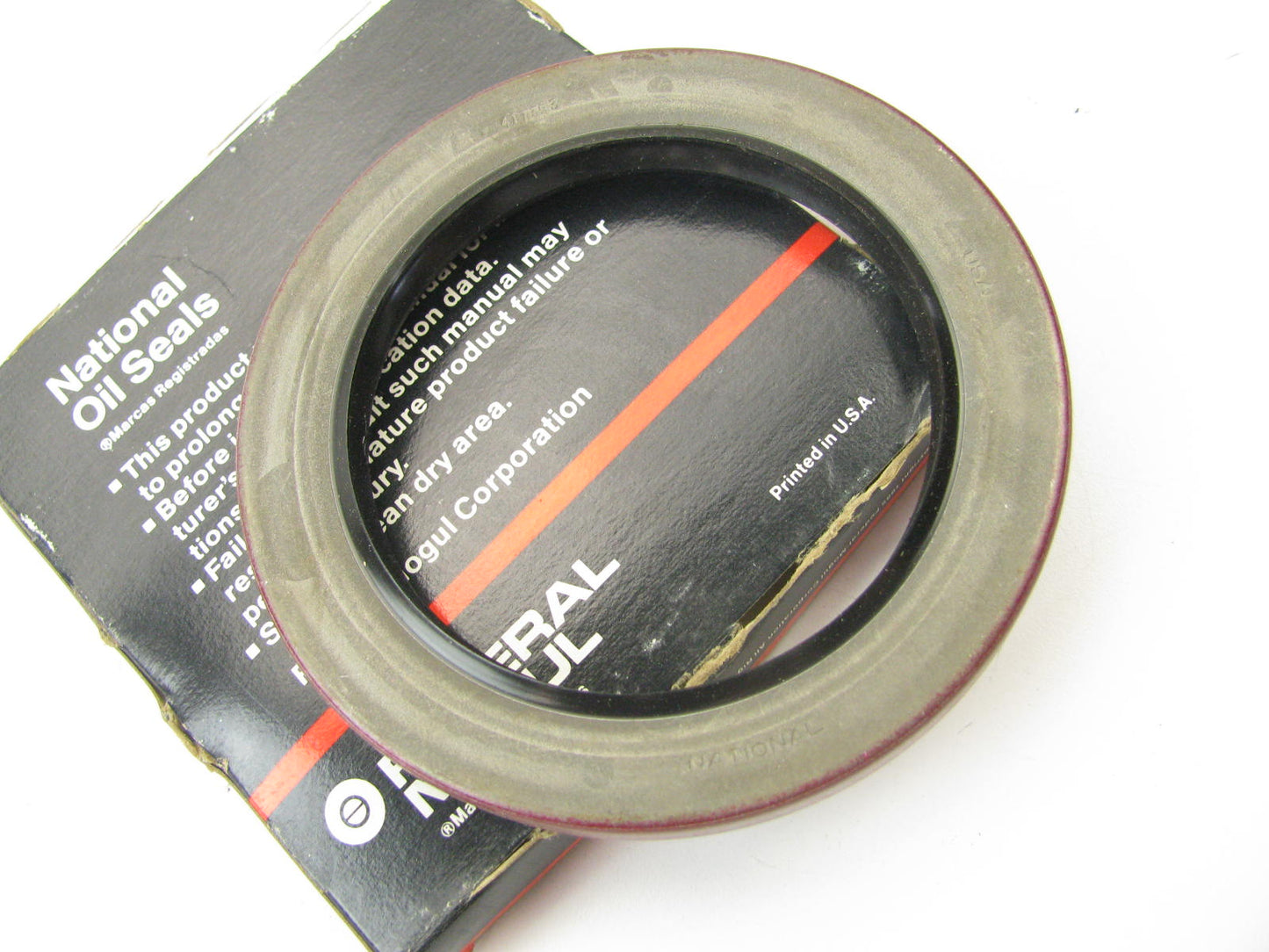 National 417353 Oil Seal - 4.626'' OD X 3.250'' ID X 0.500'' Wide