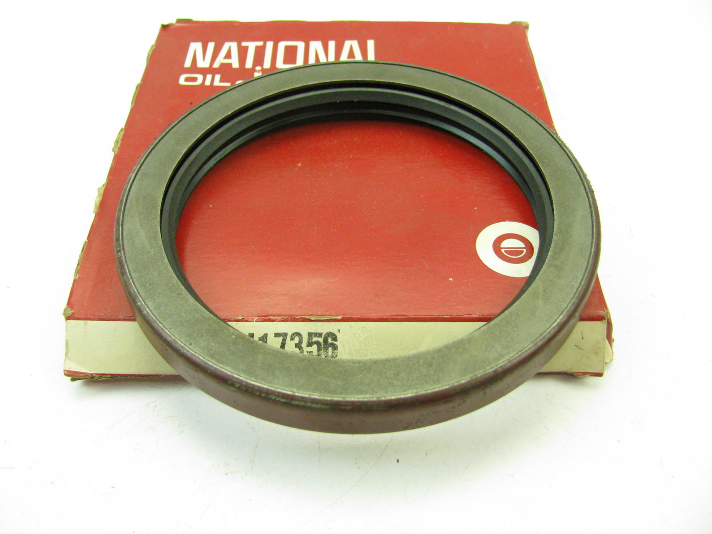 National 417356 Oil Seal - 5.1310'' OD X 4.0000'' ID X 0.5000'' Wide