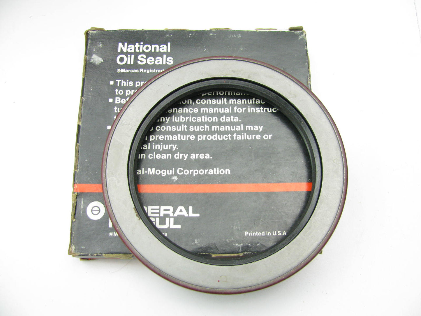 National 417493 Oil Seal - 4.626'' OD X 3.437'' ID X 0.500'' Wide