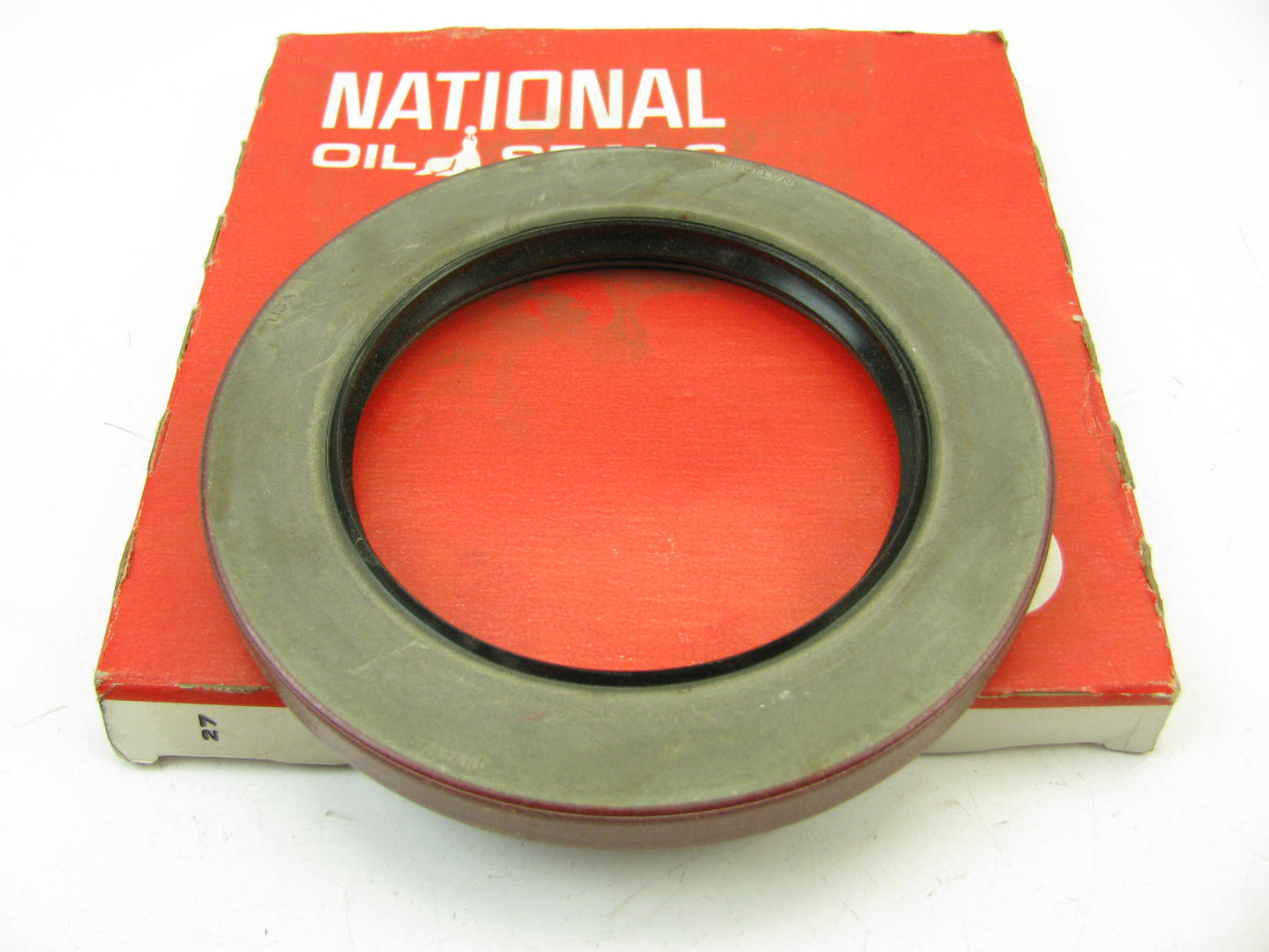 National 417502 Oil Seal - 5.501'' OD X 3.687'' ID X 0.500'' Wide