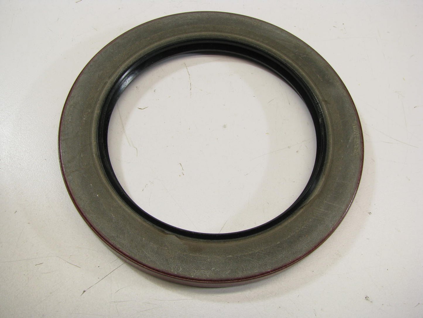 National 417506 Rear Wheel Seal - 5.500'' OD X 3.937'' ID X 0.500'' Wide