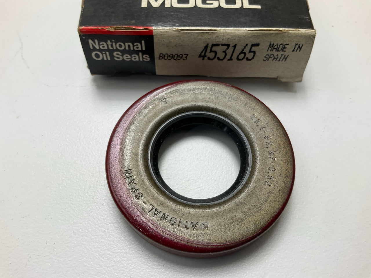 National 453165 Wheel Oil Seal - 2.066'' OD X 1.000'' X 0.375'' Wide