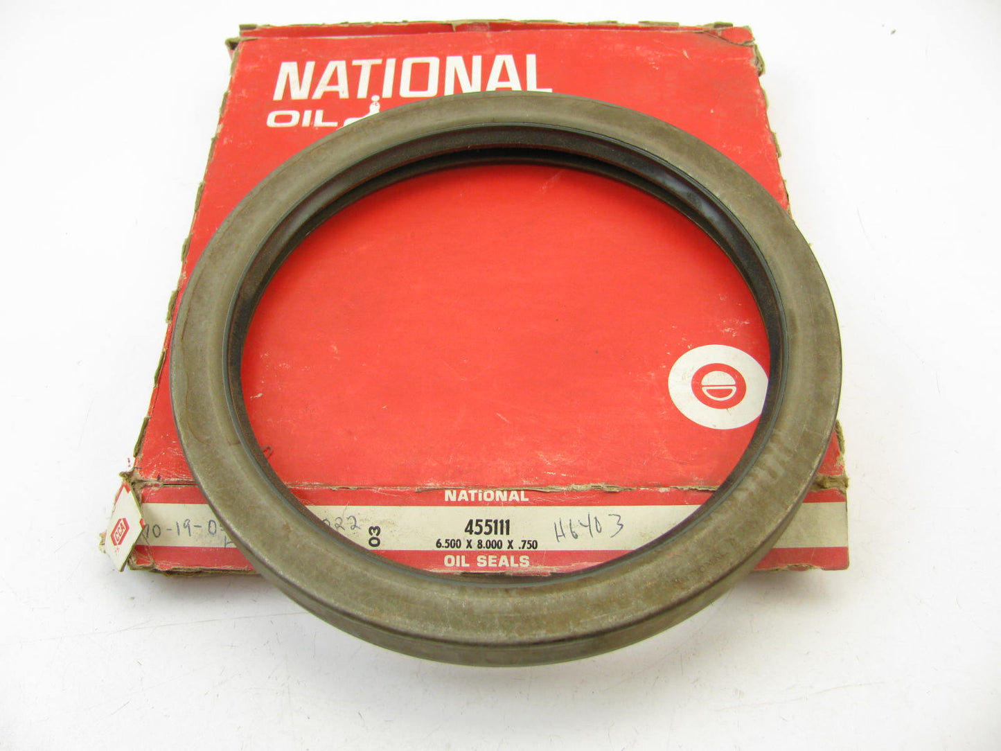 National 455111 Oil Seal - 8.000'' OD X 6.500'' ID X 0.75'' W