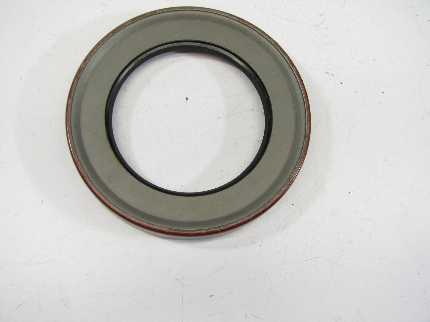 National 455556 Oil Seal - 4.376'' OD X 2.875'' ID X 0.625'' Wide