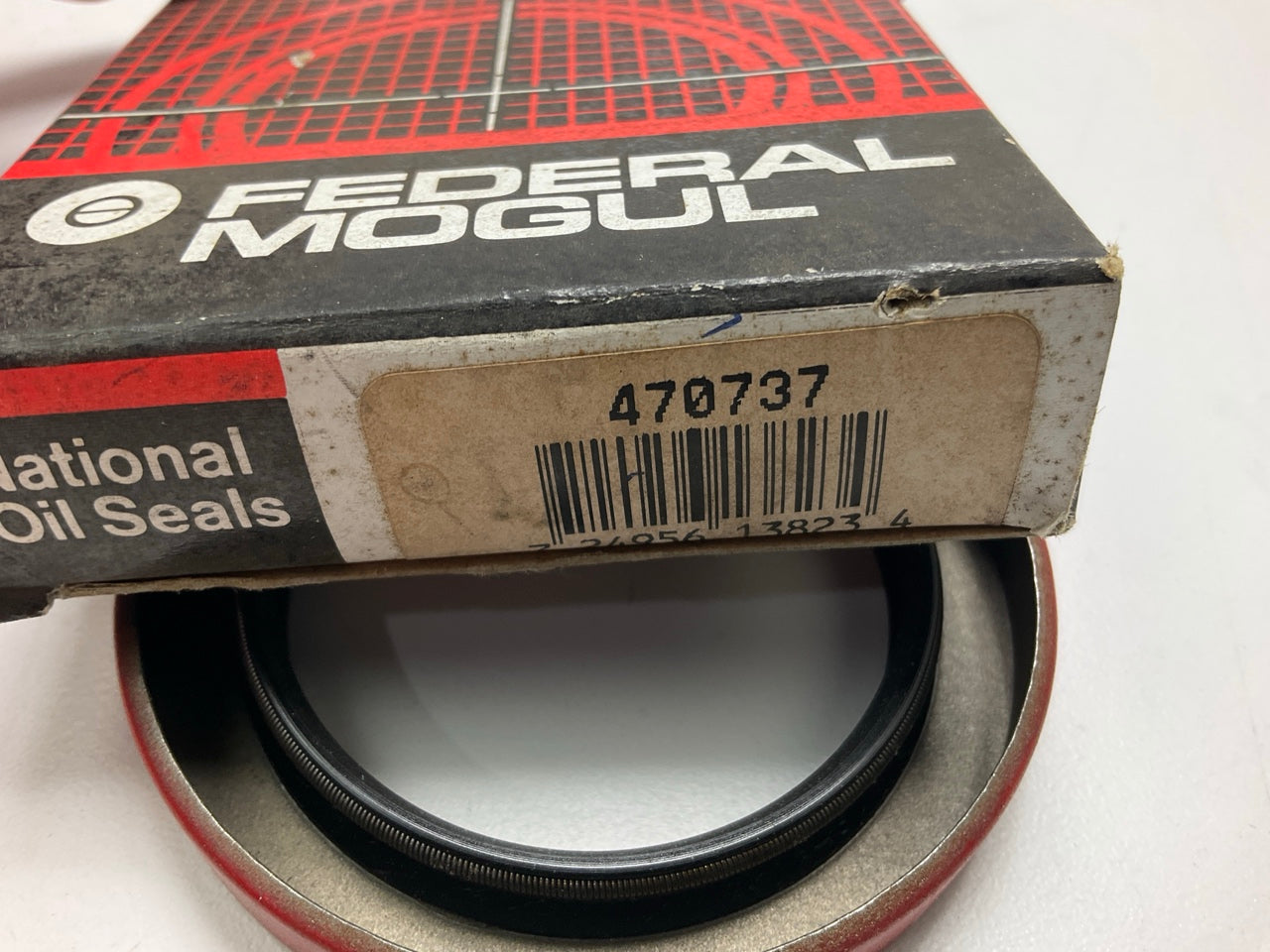 National 470737 Multi-Purpose Seal - 3.194'' OD X 2.250'' ID X 0.437'' Wide