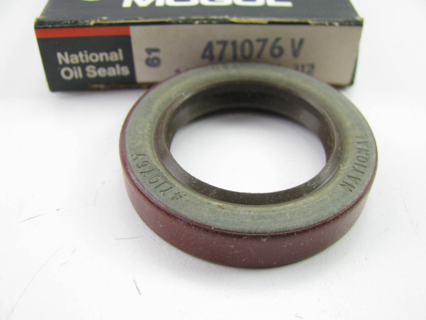 National 471076V Oil Seal - 1.575'' OD X 1.031'' ID X 0.312'' Wide