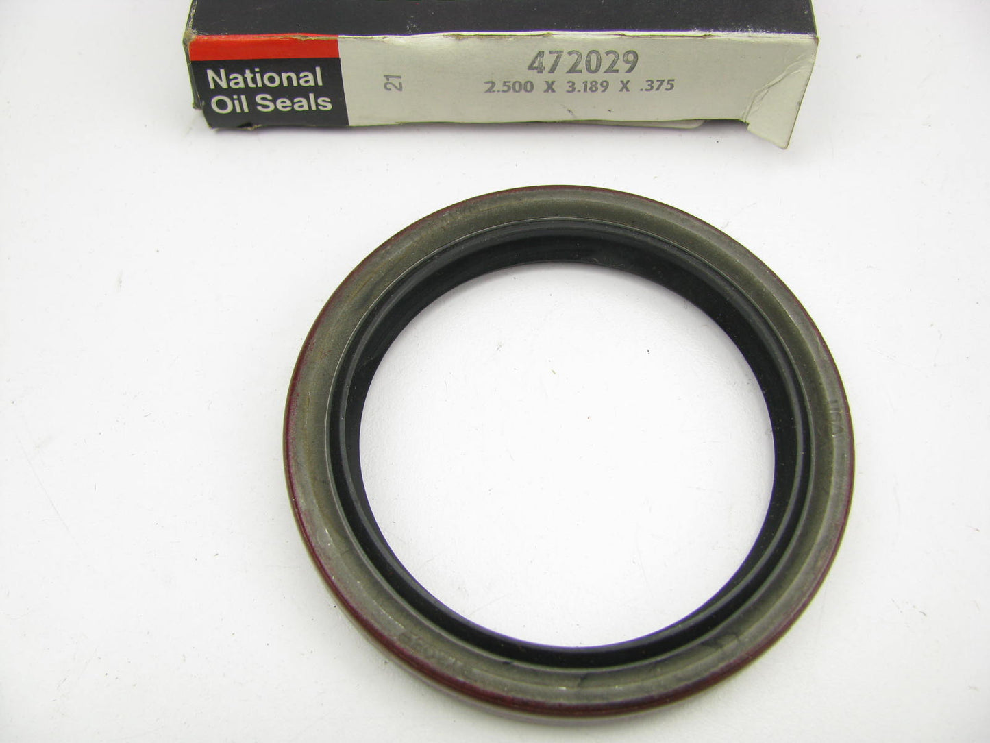 National 472029 Oil Seal - 3.189'' OD X 2.500'' ID X 0.375'' Wide
