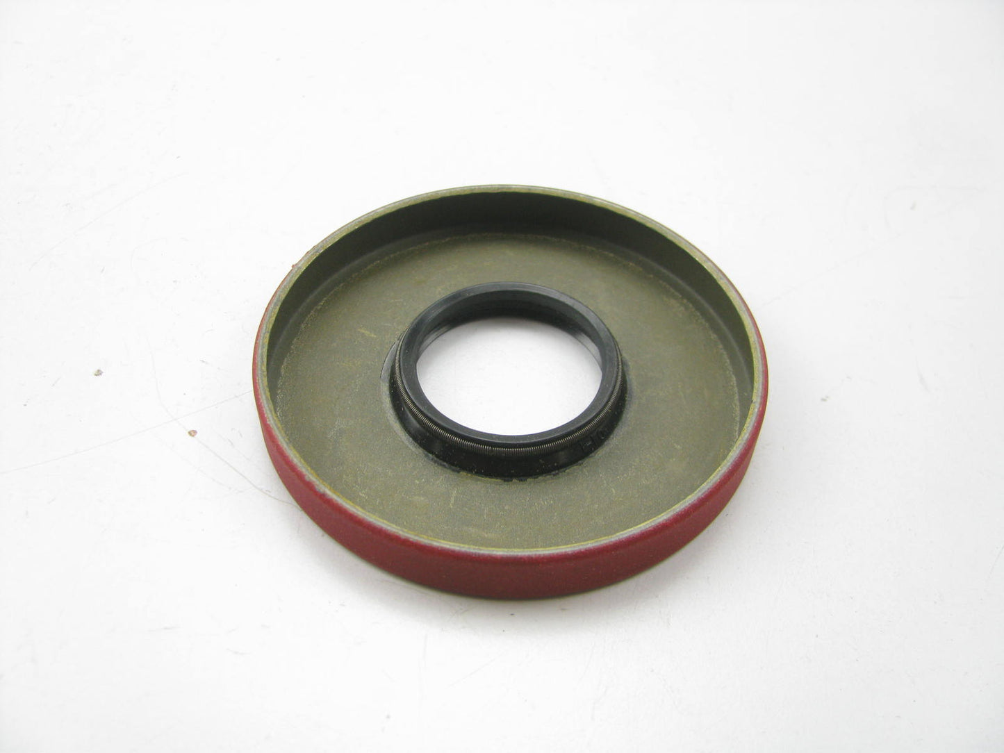 National 472954 Wheel Oil Seal - 1.125'' ID X 2.835'' OD X 0.375'' Wide