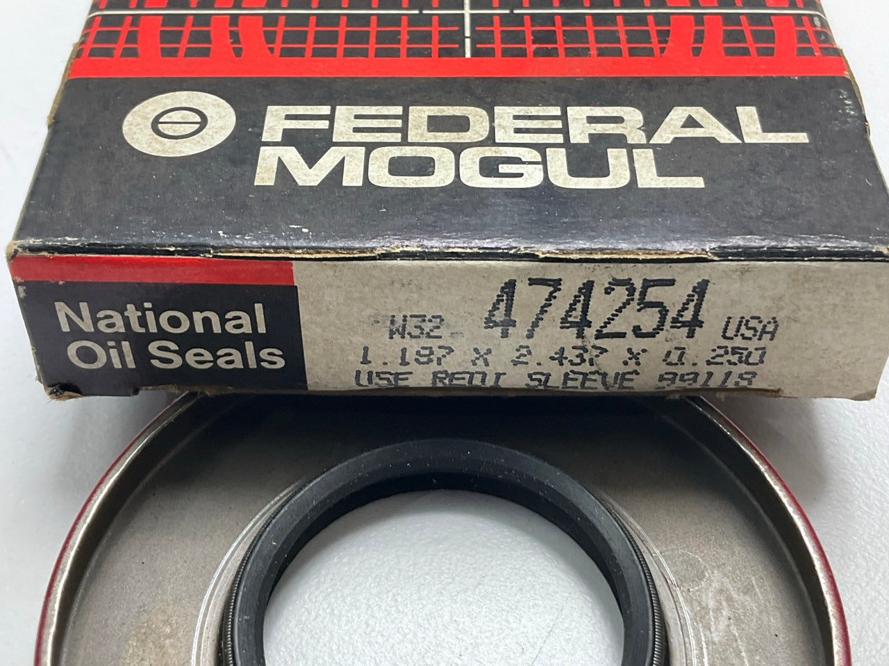 National 474254 Multi-Purpose Seal - 2.441'' OD X 1.187'' ID X 0.468'' Wide