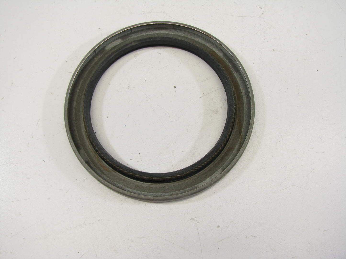 National 476424-N Oil Seal - 4.751'' OD X 3.500'' ID X 0.375'' Wide