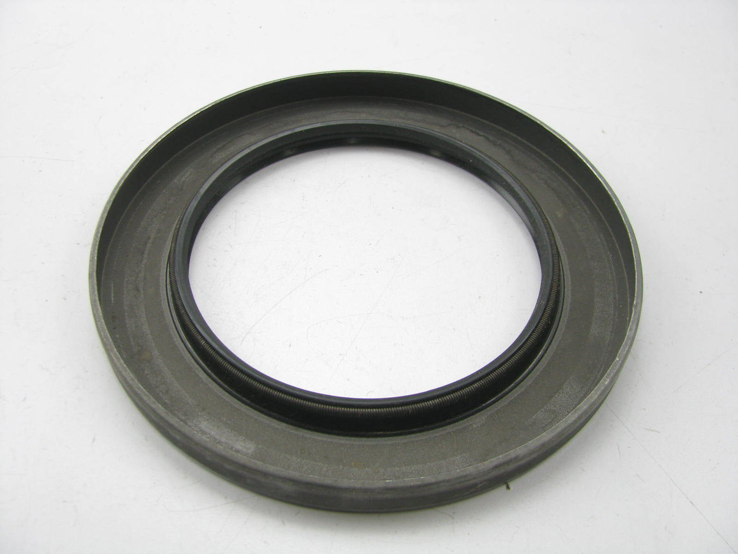 National 476517 Multi Purpose Oil Seal - 5.905'' OD X 3.934'' ID X .500'' Wide