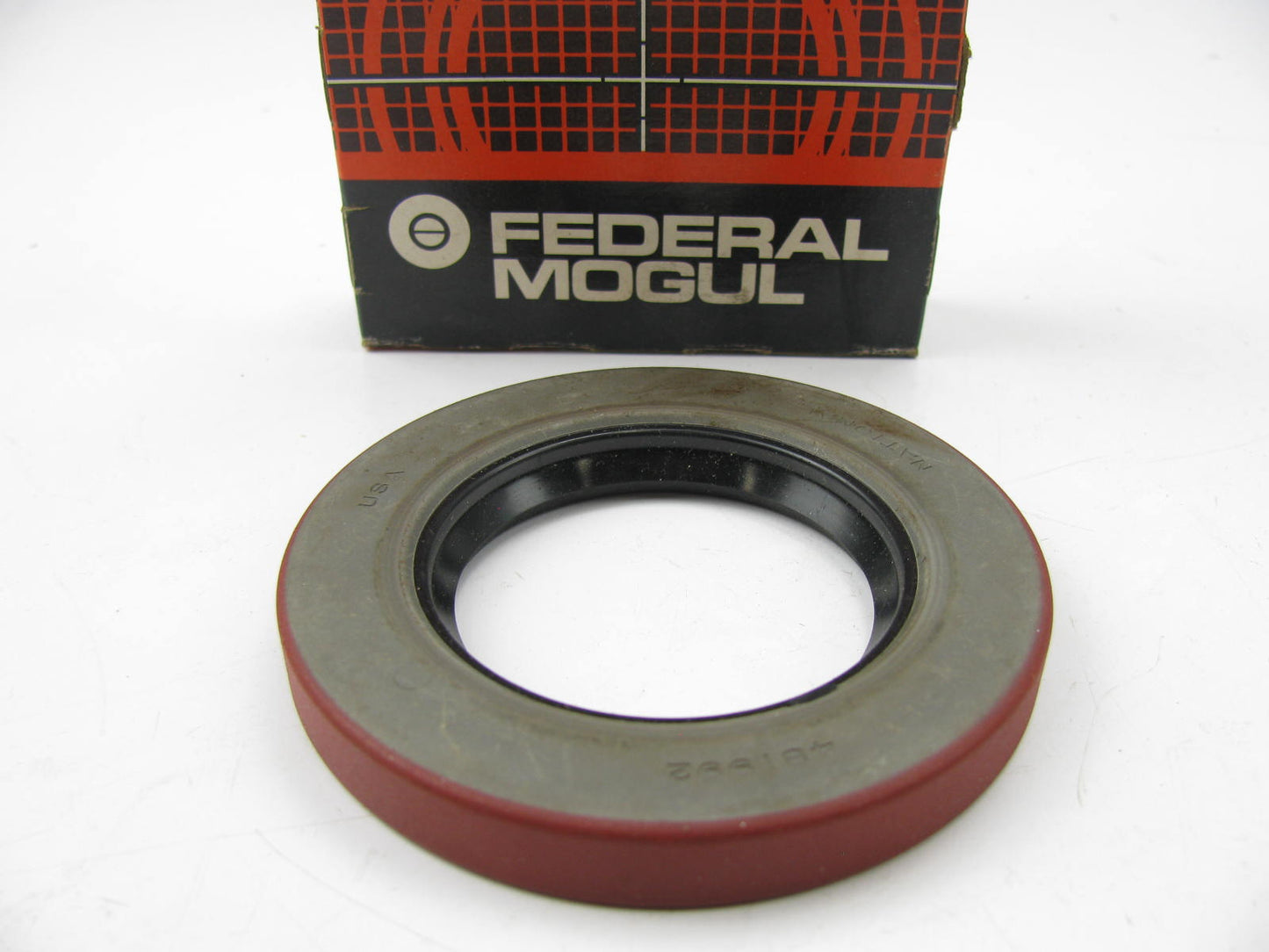 National 481992 Oil Seal - 3.125'' OD X 1.812'' ID X 0.375'' Wide