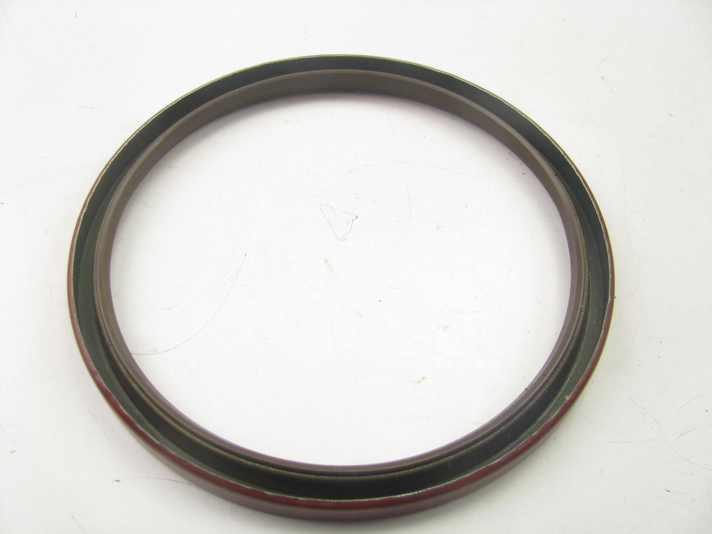 National 486701 Wheel Seal - 7.125'' OD X 6.125'' ID X 0.500'' Wide