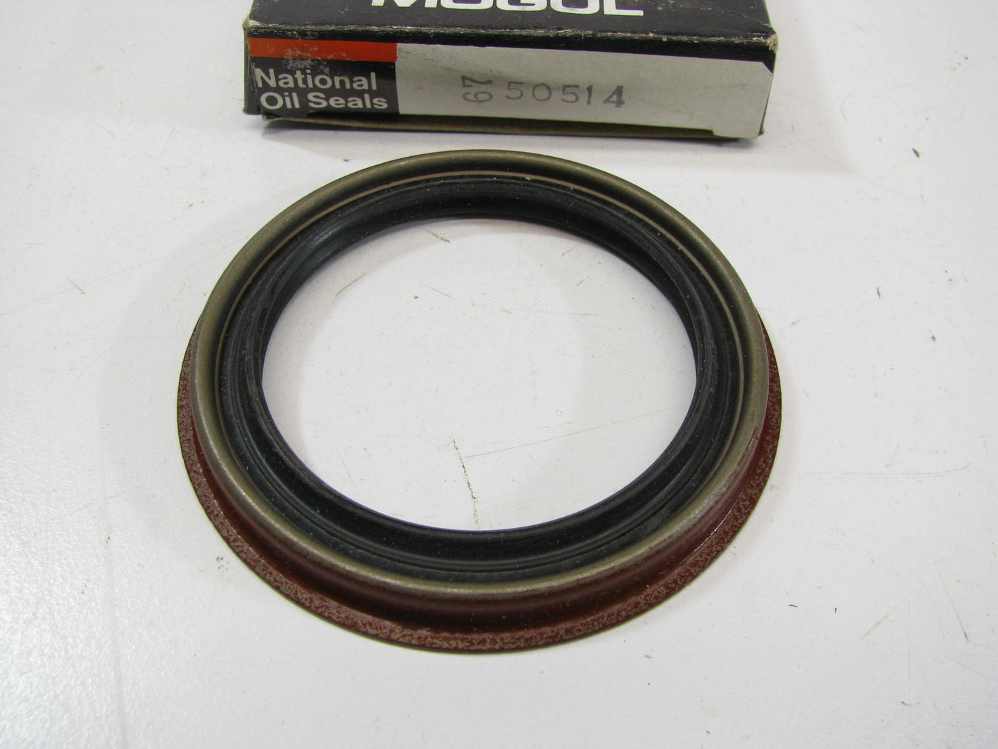 National 50514 Oil Seal - 2.565'' OD X 2.000'' ID X 0.500'' Wide