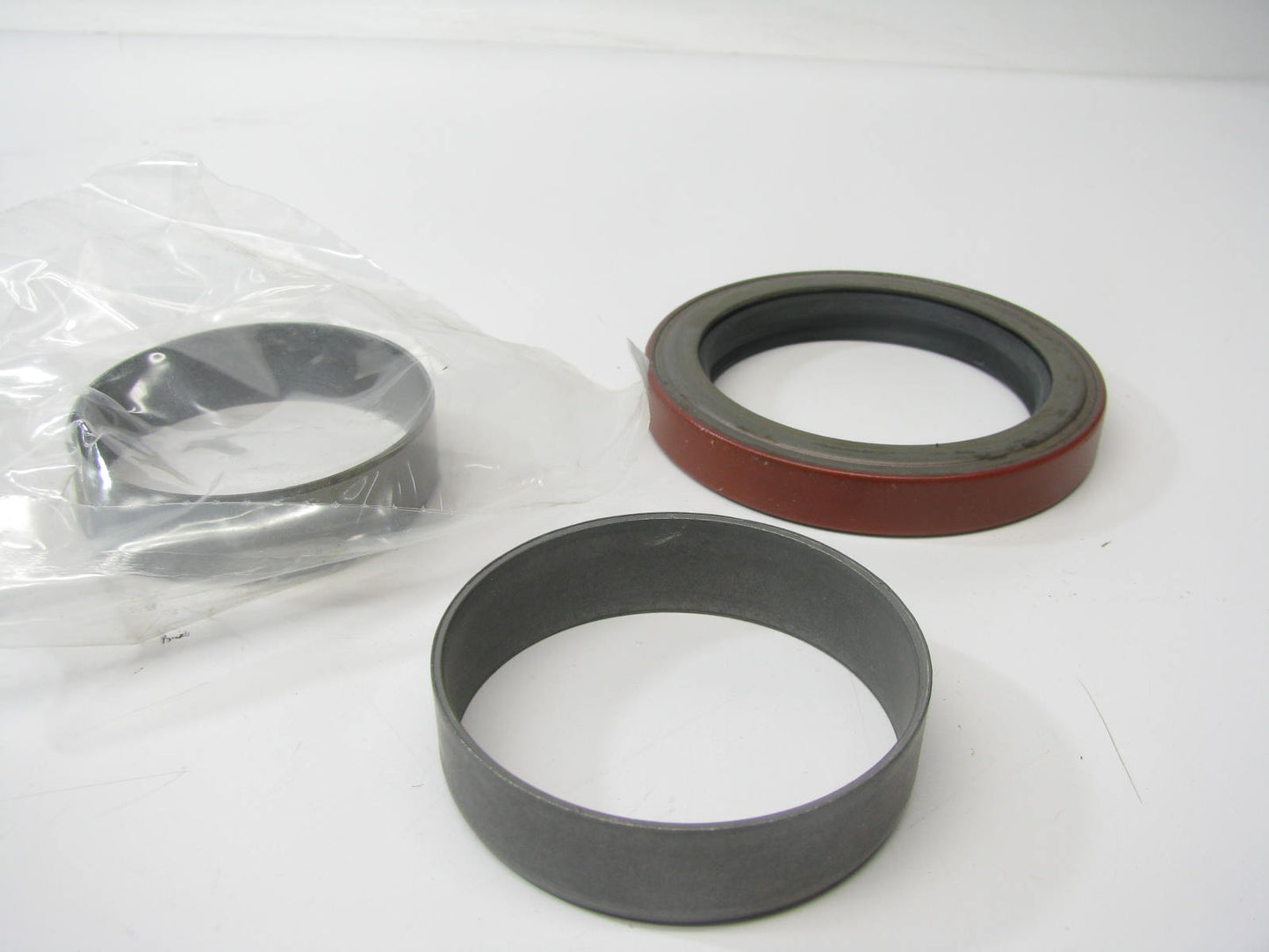 National 5189 Wheel Seal & Wear Ring Kit - 3.256'' OD X 2.375'' ID X 0.438'' Wide
