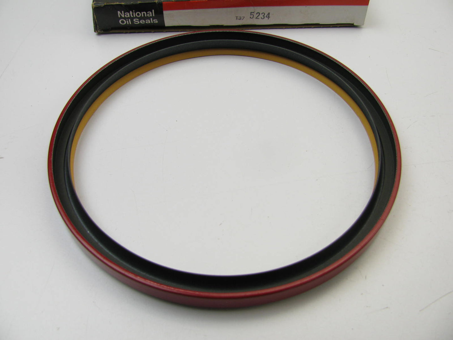 National 5234 Oil Seal - 8.133'' OD X 7.250'' ID X 0.500'' Wide