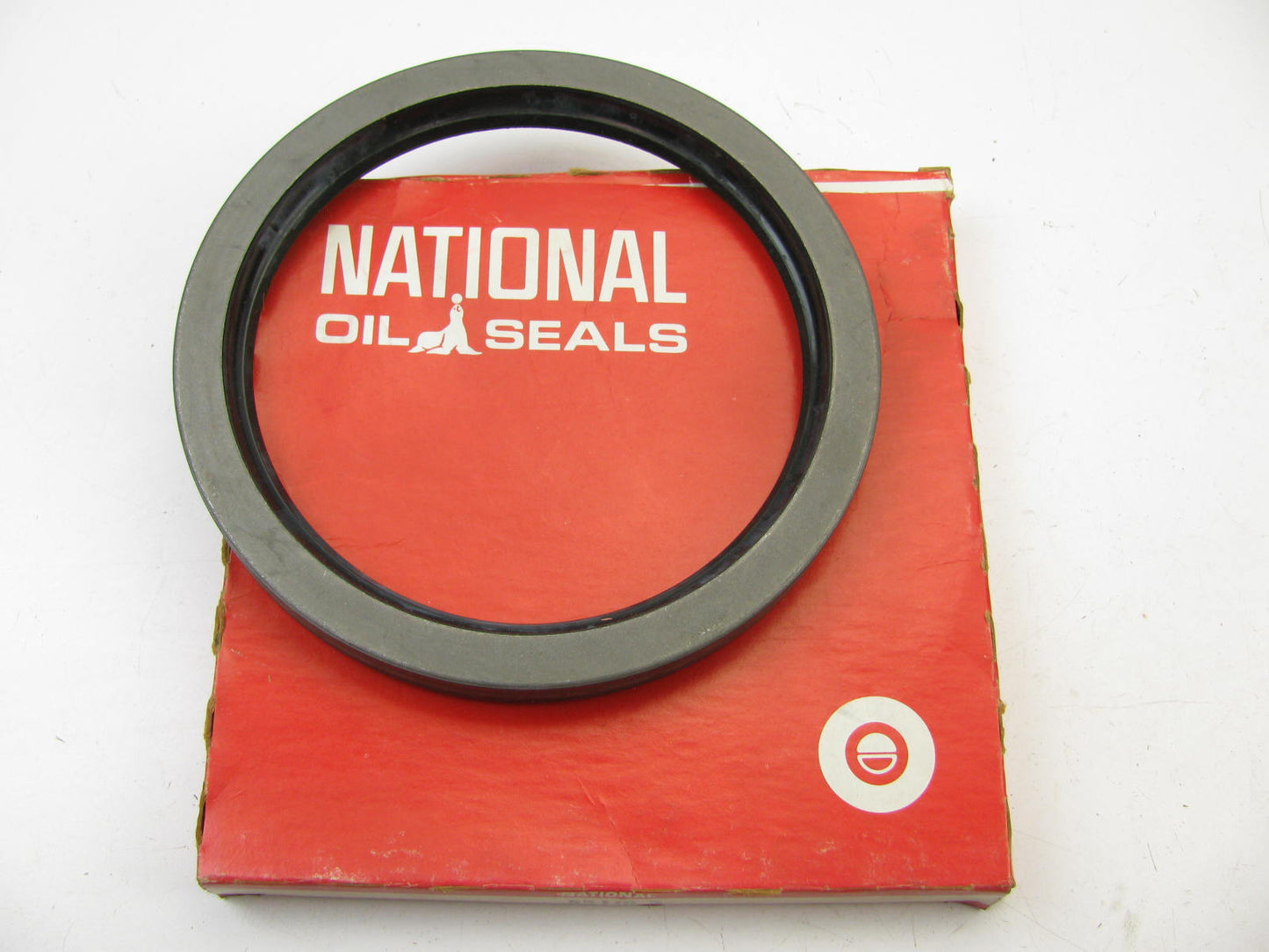 National 55110 S Wheel Seal - 7.881'' OD X 6.375'' ID X 0.750'' Wide