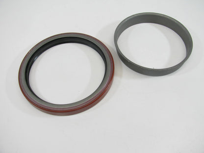 National 5526 Industrial Oil Seal - 3.994'' X 5.004'' X 0.718''