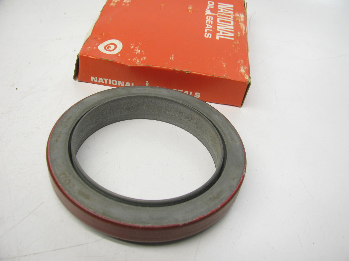 National 5606 Oil Seal - 4.13'' OD X 3.125'' ID X 0.562'' Wide