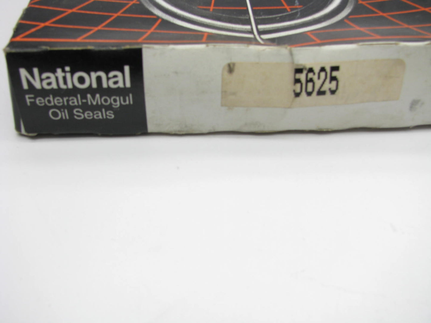 National 5625 Wheel Seal - 5.756'' OD X 4.646'' ID X 0.625'' Wide