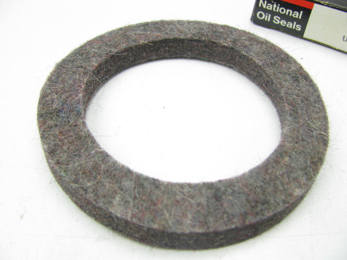 National 5M867 Felt Seal - 12951 2232123 586089 9120138 927001 D2750970
