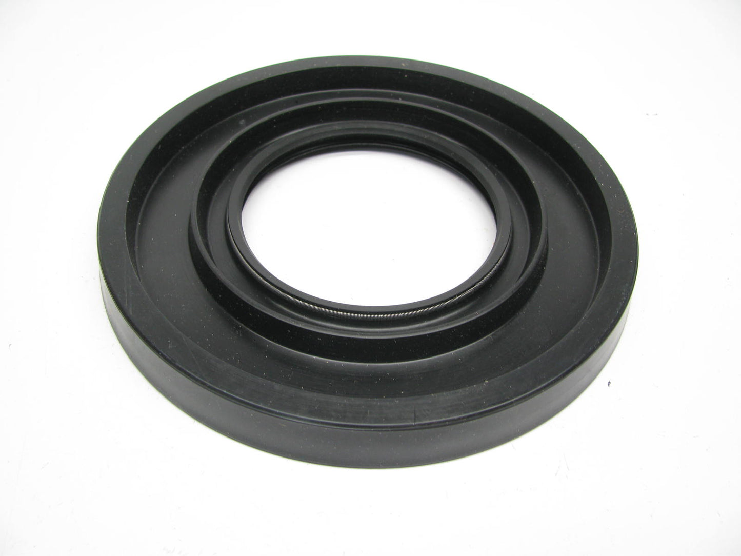 (2) National 710090 Rear Wheel Seals