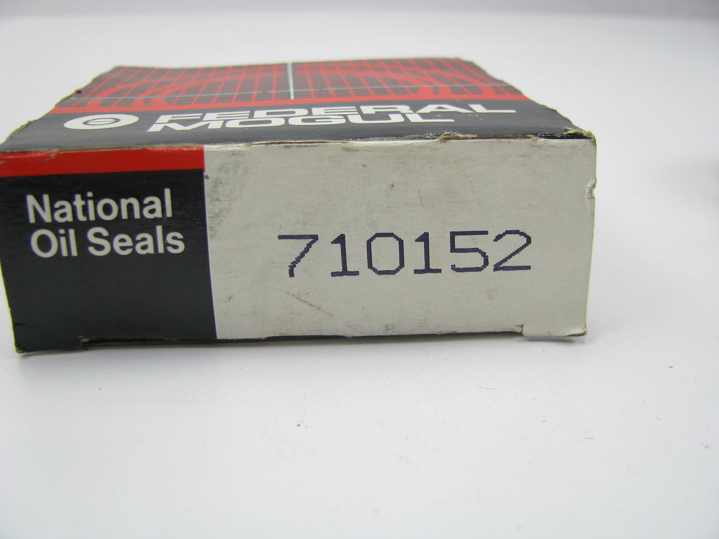 National 710152 REAR Wheel Seal