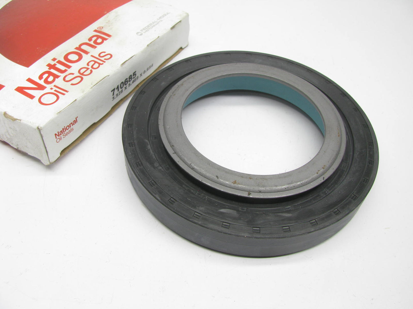 National 710685 Drive Axle Shaft Seal