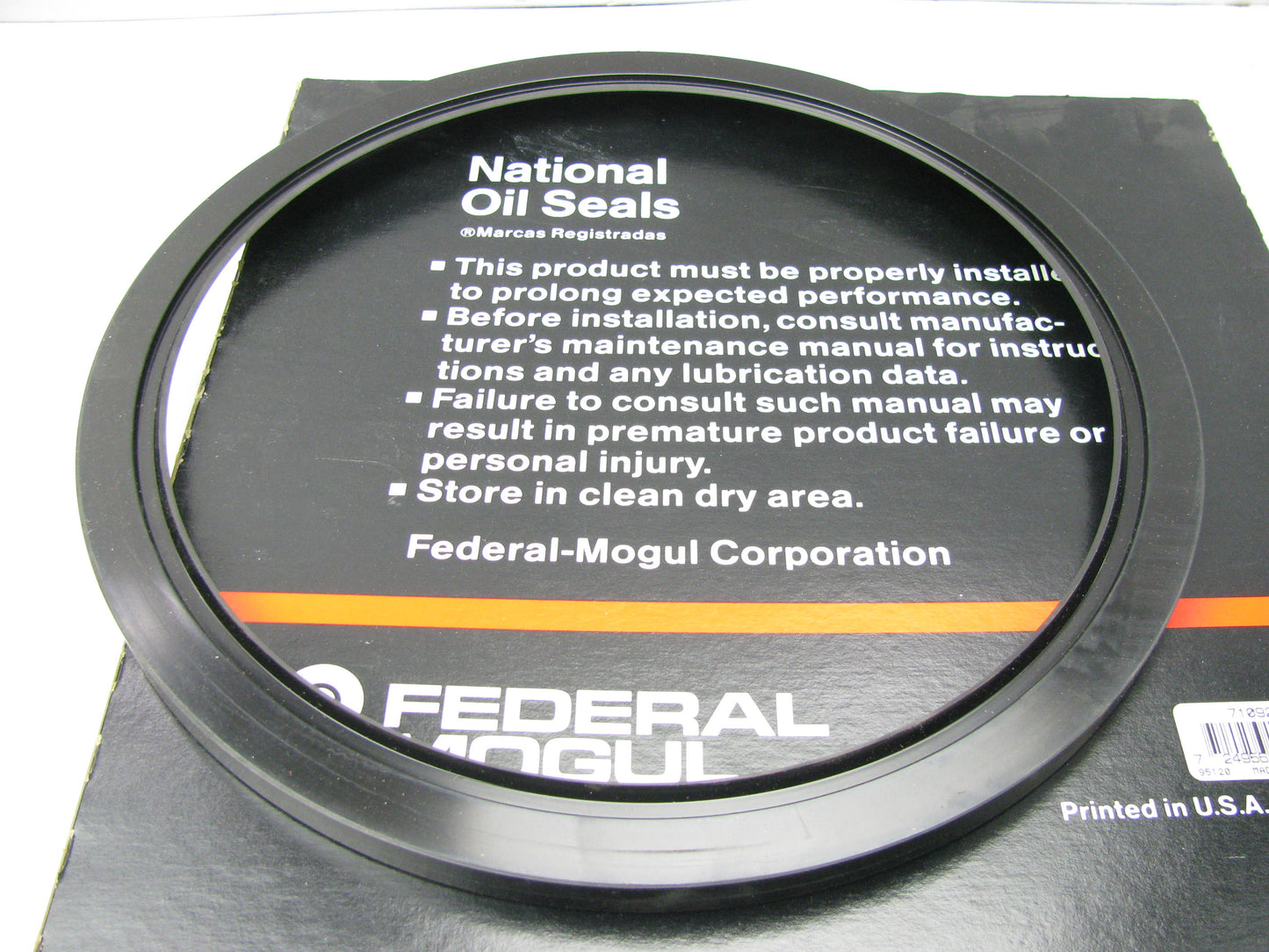National 710925 Oil Seal - 12.891 OD X 11.006 ID X 0.625 Wide - CE7019