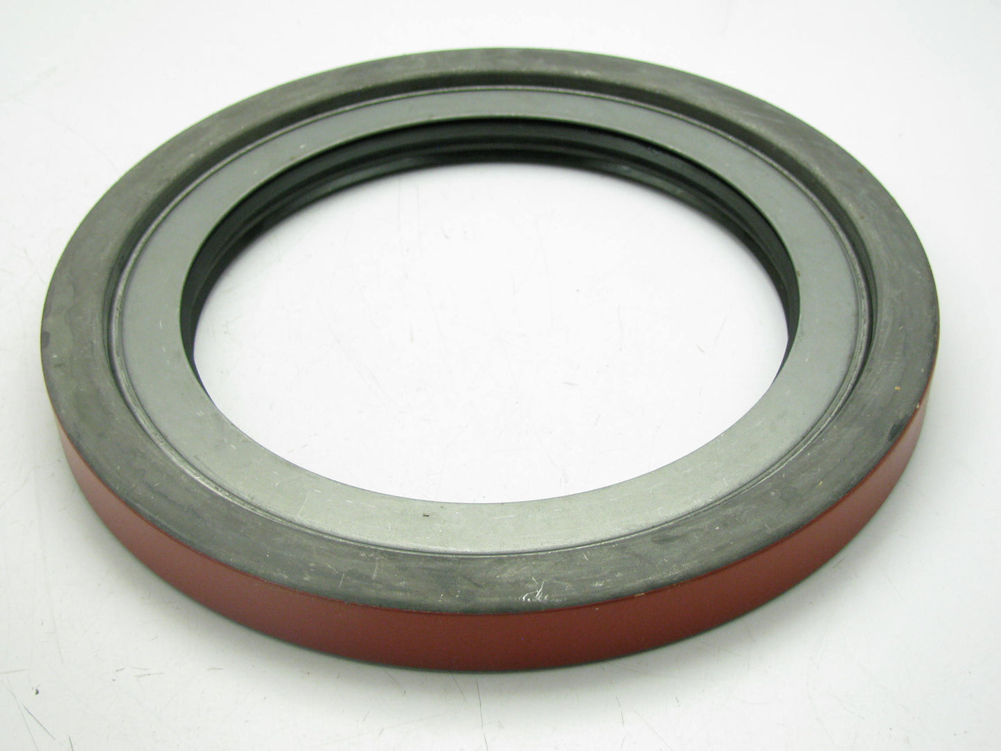 National 8724S 8'' Industrial Seal - 7.995'' Shaft, 11.625'' Bore, 1.078'' Width