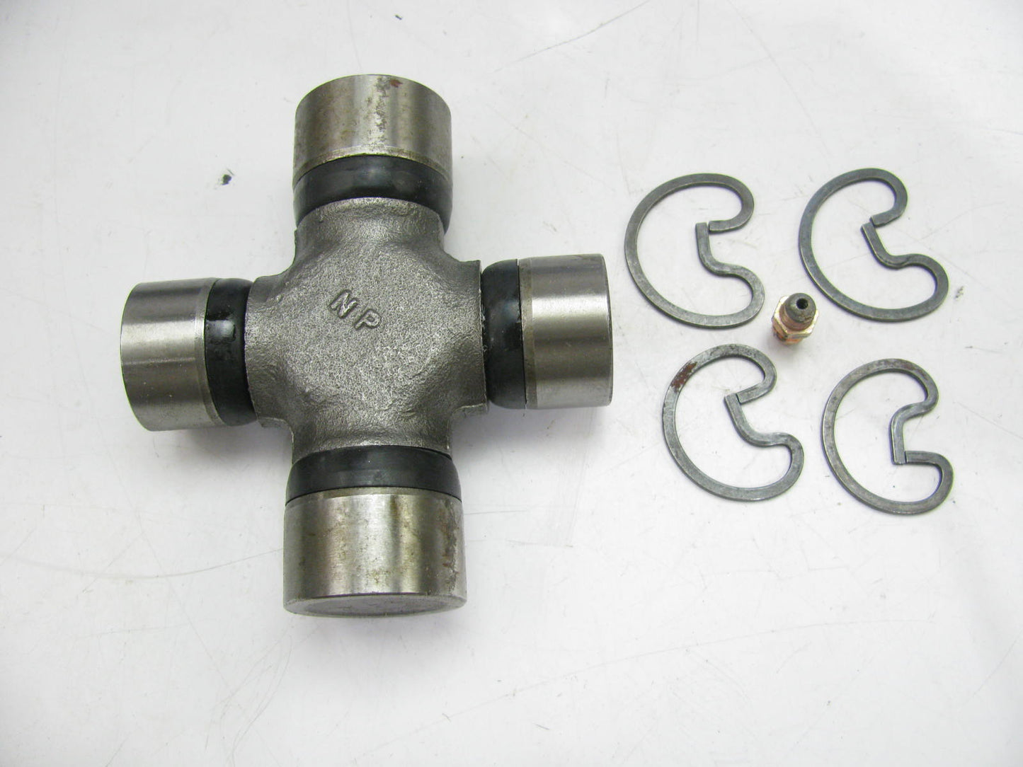 Neapco 3-3140 Conversion Universal Joint Greaseable 1310 To 1350 Series
