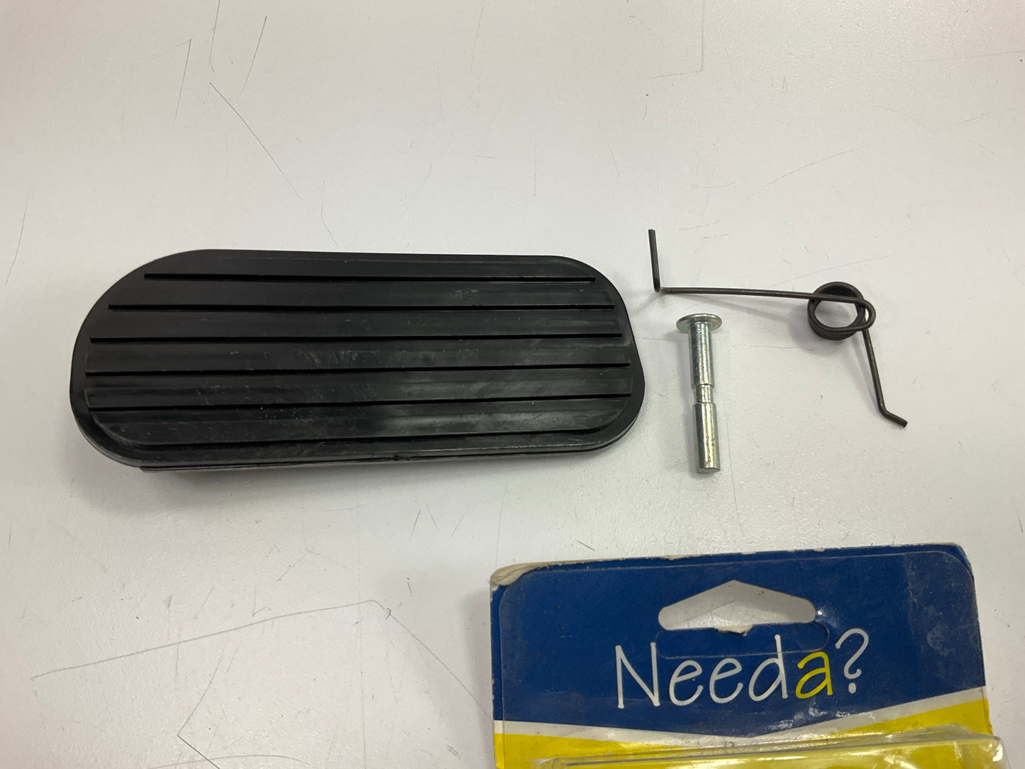 NEEDA 20760 Accelerator Gas Pedal Rubber Pad Cover / Cap Kit 04-06 Express 3500