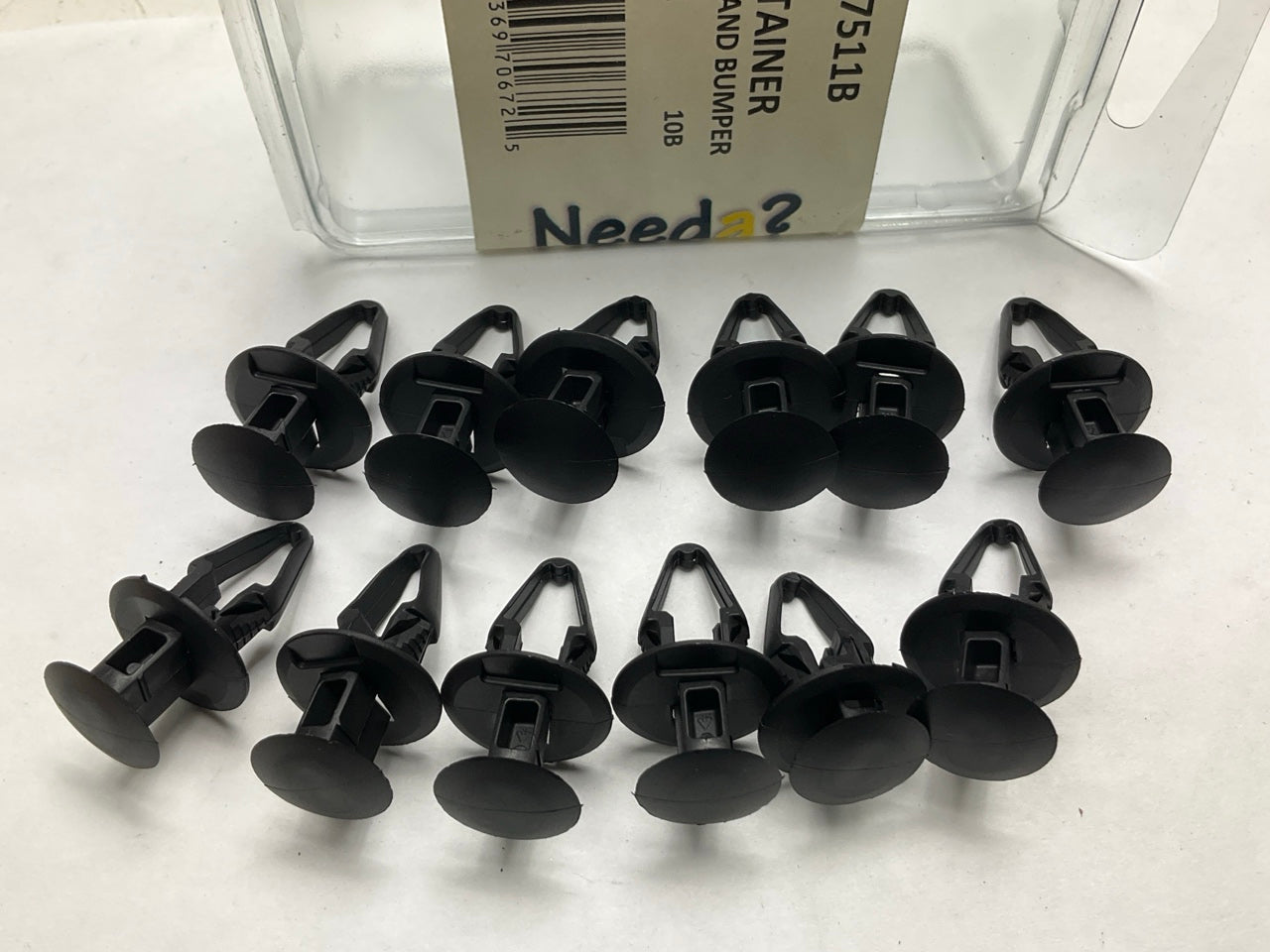 Needa 247511B Front Or Rear Bumper End Cap Mounting Push Pin Retainer Clips 12pc