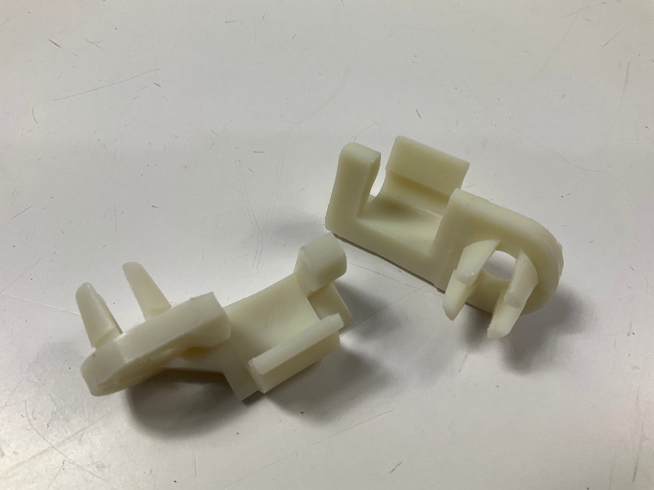 Needa 453970B Hood Support Rod Clip, Replaces Ford # D5ZZ-16828-A - 2 PACK